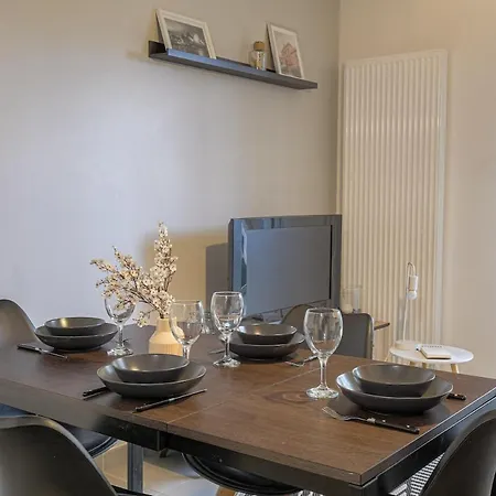 Cocon Urban Terrasse Et Stationnement Gratuit Apartment Villeurbanne Exterior photo