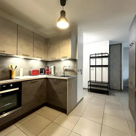 Cocon Urban Terrasse Et Stationnement Gratuit Apartment Villeurbanne Exterior photo