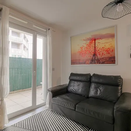 Cocon Urban Terrasse Et Stationnement Gratuit Apartment Villeurbanne Exterior photo
