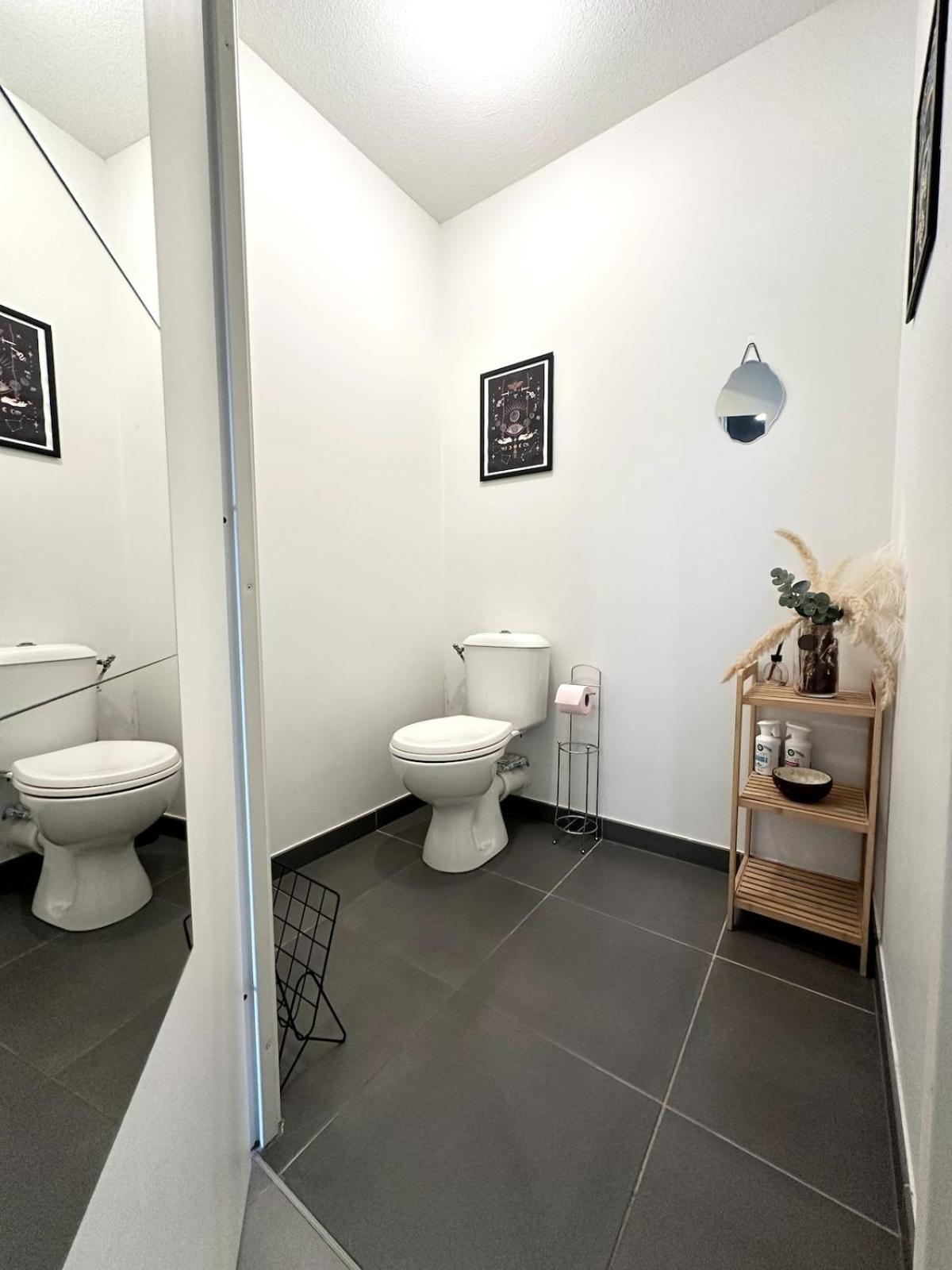 Cocon Urban Terrasse Et Stationnement Gratuit Apartment